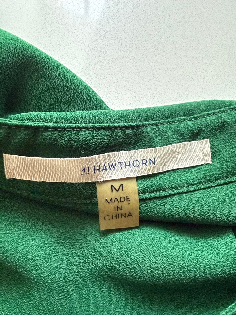41 Hawthorn Colibri Emerald Green Roll Tab Long Sleeve Split-Neck Blouse, Size M - Picture 8 of 11
